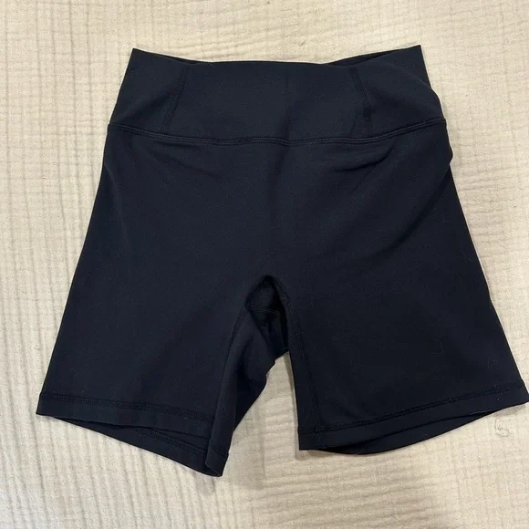 Black Oner Active Timeless Shorts in size Small - Picture 3 of 3